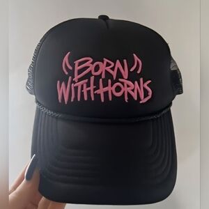 Rare, 'Born With Horns' Machine Gun Kelly "Mainstream Sellout Tour 2022 .